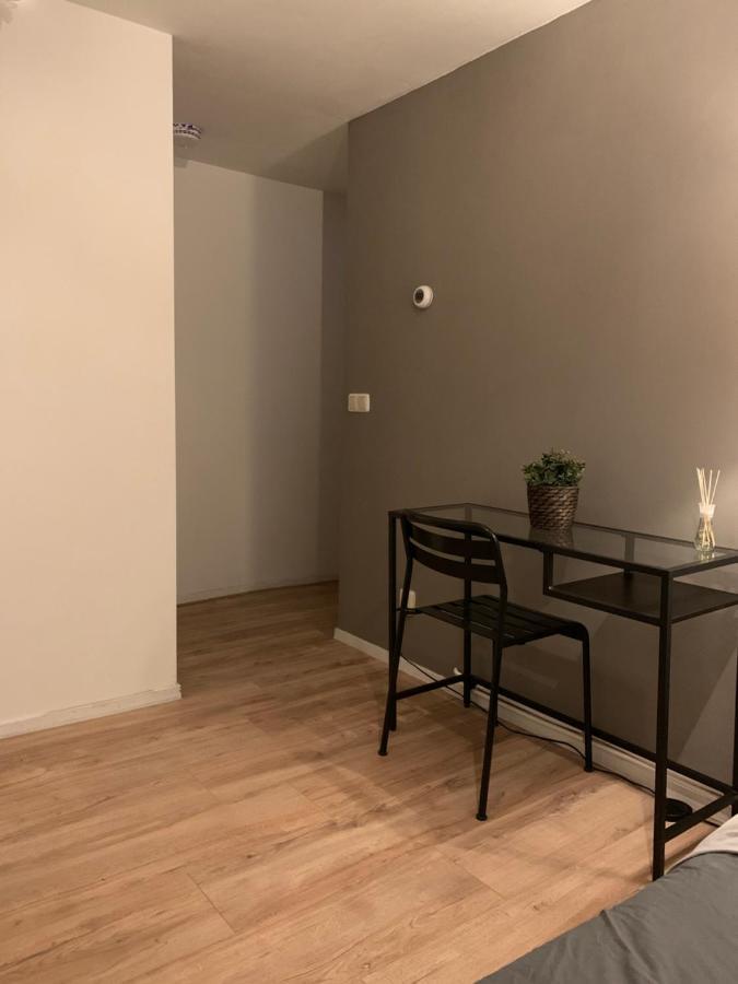 Studio In The City Center Of Leeuwarden Bagian luar foto